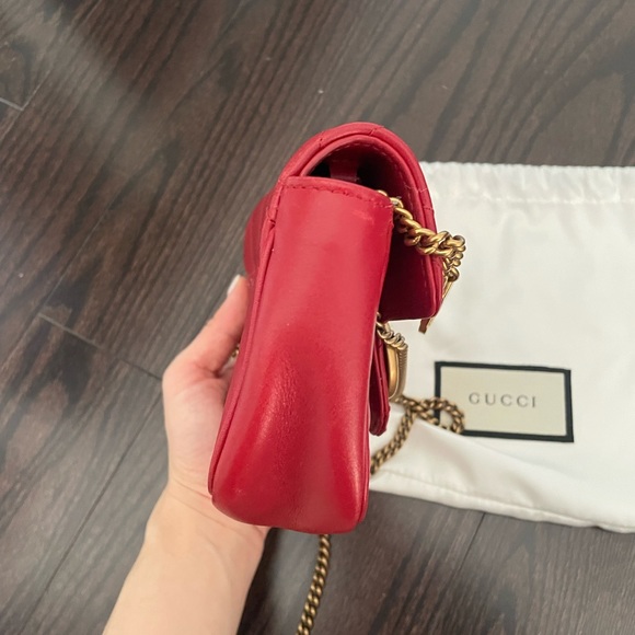 Gucci Super Mini Marmont bag, red - Picture 3 of 11